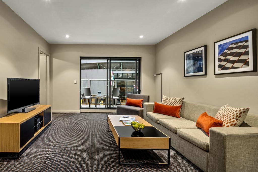 Апарт отель Quest Docklands Мельбурн Экстерьер фото